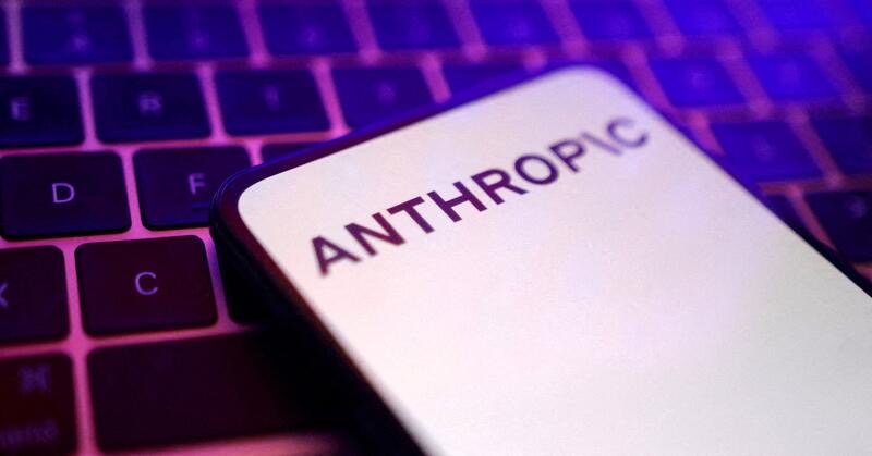 Anthropic offers AI chatbot Claude to US government for $1